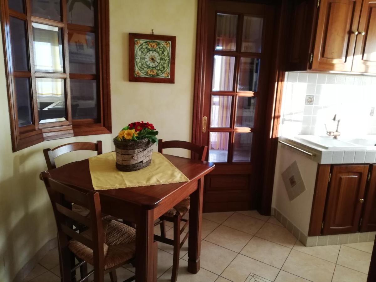 Casa Noemi Apartment *